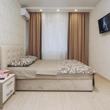Luxe Apart-Hotel Near Lavina New Building 1 Floor Суми Екстериор снимка