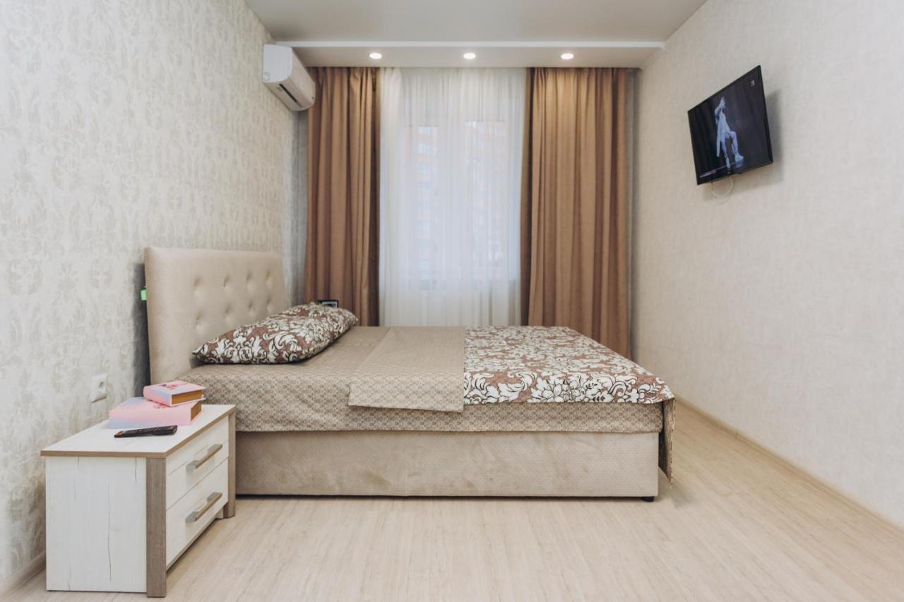 Luxe Apart-Hotel Near Lavina New Building 1 Floor Суми Екстериор снимка