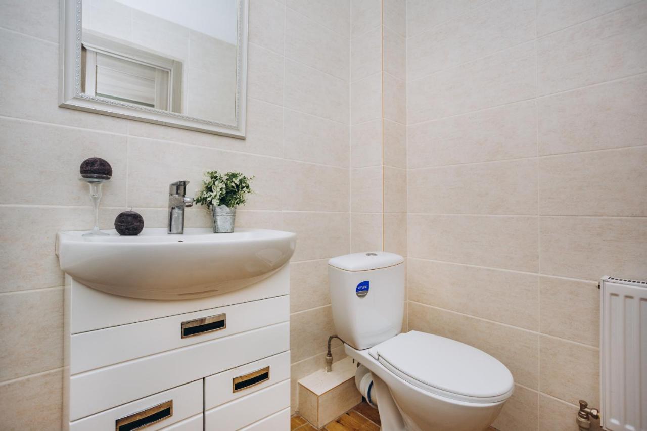 Luxe Apart-Hotel Near Lavina New Building 1 Floor Суми Екстериор снимка